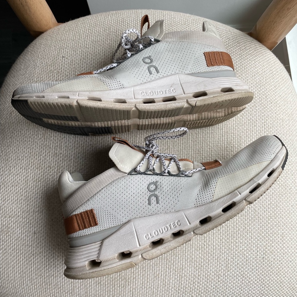 On Cloud sneakers
